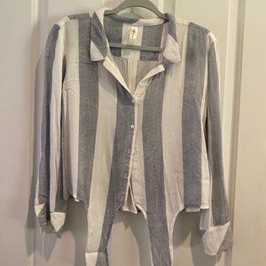 Button up collared long-sleeve top